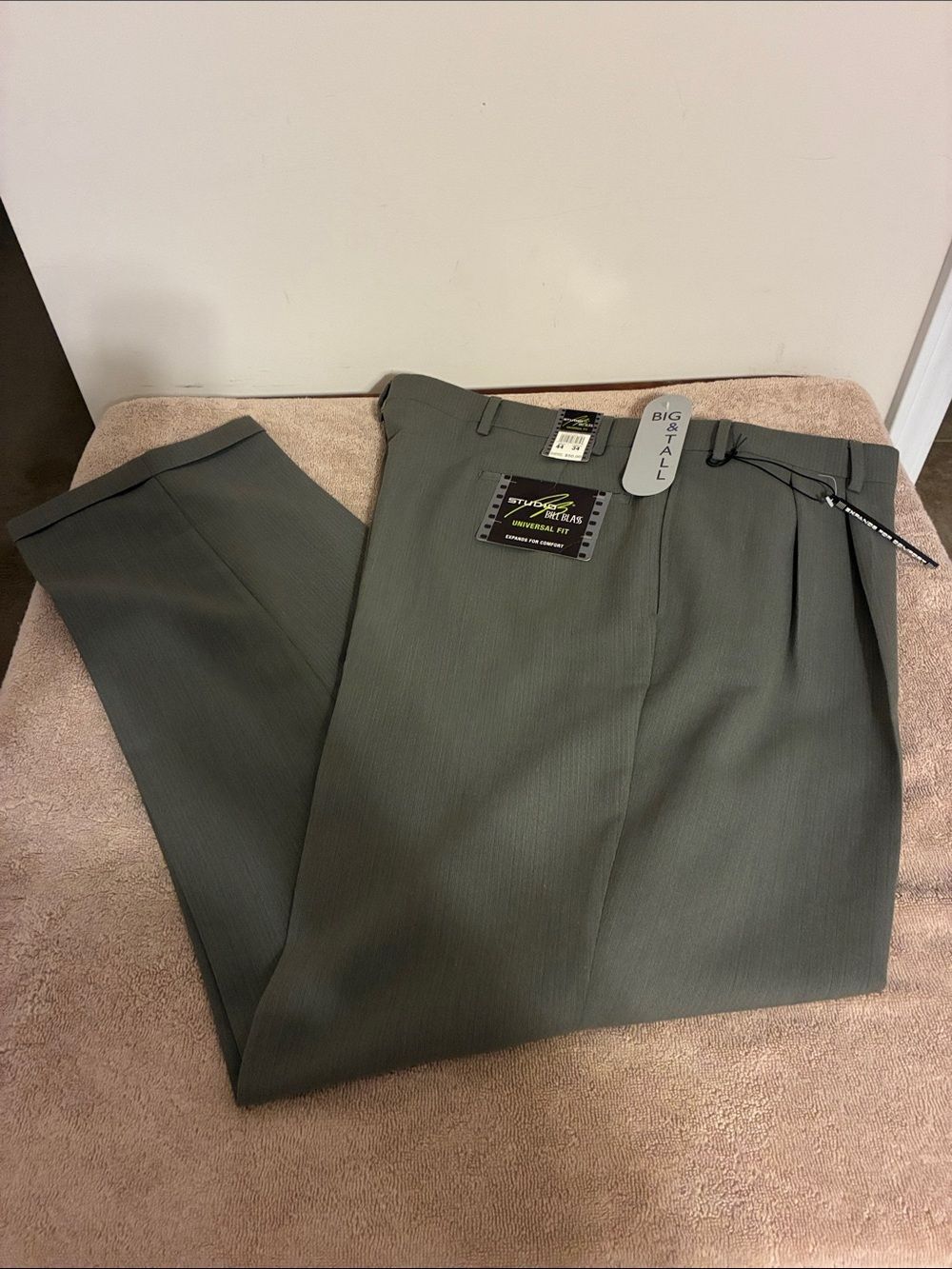 Bill‎ Blass Olive Green Dress Pants 44x34 NWT
